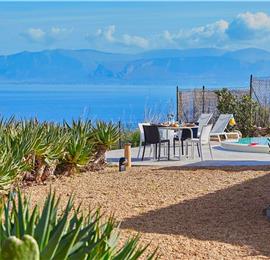 2 bedroom villa with infinity pool near Scopollo, sleeps 4
